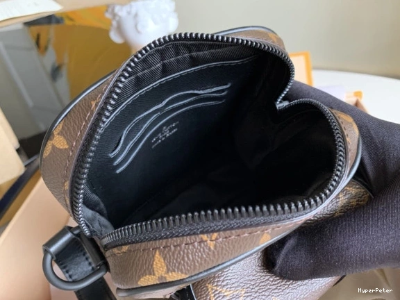 LOUIS Wallet VUITTON Wearable Christopher 0716